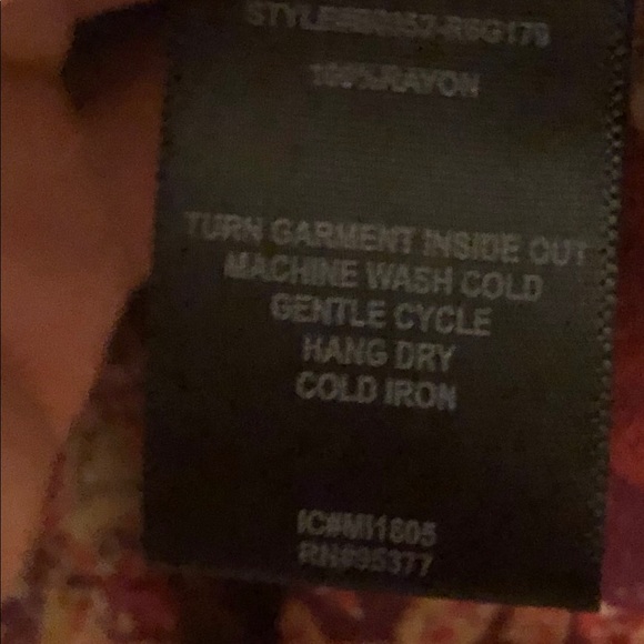 Soft and flows for warm days. - Picture 3 of 3